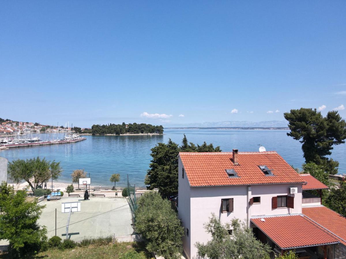 Beachfront Apartments Calm Sea 普莱克 外观 照片